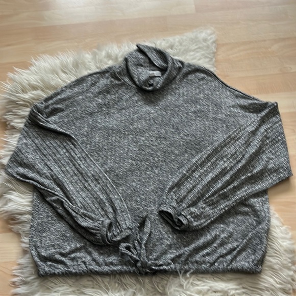 Coco + Jaimeson Heather Black Tie Waist Turtleneck Top XL - Picture 1 of 3